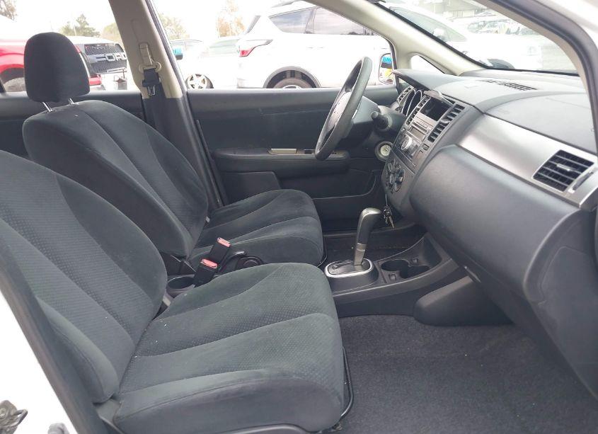 Photo 5 of 2011 Nissan Versa 1.8S (VIN 3N1BC1AP3BL392613)