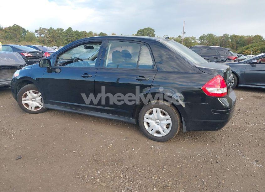 Photo 3 of 2011 Nissan Versa 1.8S (VIN 3N1BC1AP3BL393275)