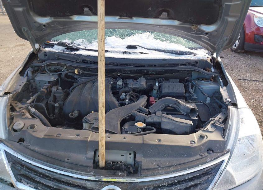 Photo 10 of 2011 Nissan Versa 1.8S (VIN 3N1BC1AP3BL408728)