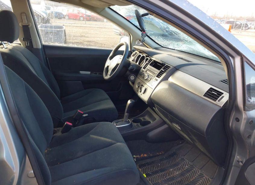 Photo 5 of 2011 Nissan Versa 1.8S (VIN 3N1BC1AP3BL408728)