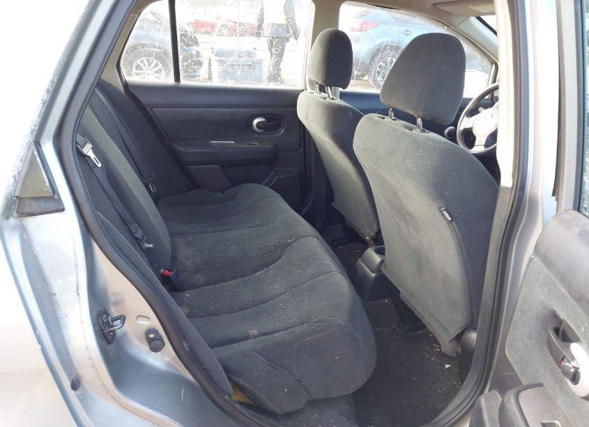 Photo 8 of 2011 Nissan Versa 1.8S (VIN 3N1BC1AP3BL408728)