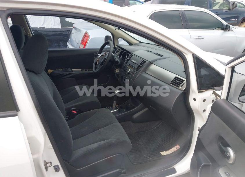 Photo 5 of 2011 Nissan Versa 1.8S (VIN 3N1BC1AP3BL454284)