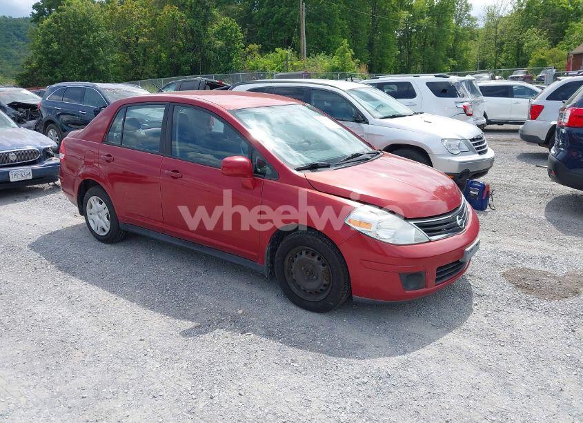 2010 Nissan Versa 1.8S (VIN 3N1BC1AP4AL382784) main photo
