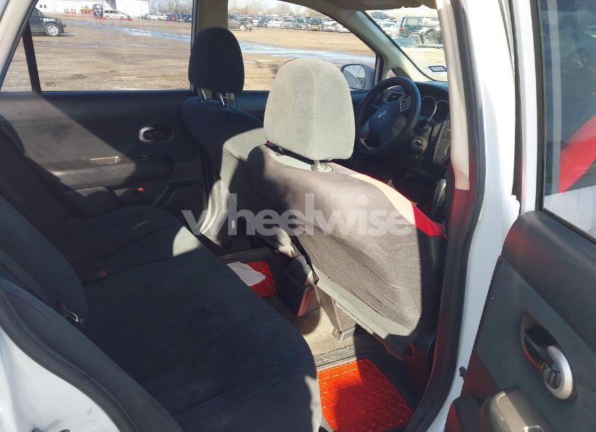 Photo 8 of 2010 Nissan Versa 1.8S (VIN 3N1BC1AP4AL405190)