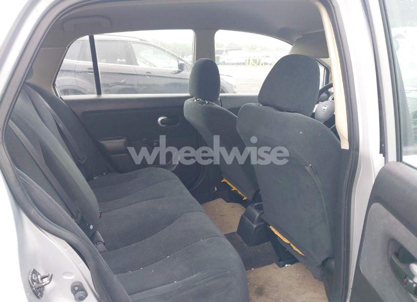 Photo 8 of 2011 Nissan Versa 1.8S (VIN 3N1BC1AP4BL454732)