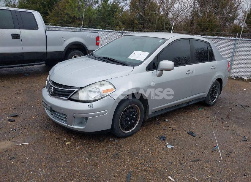 Photo 2 of 2010 Nissan Versa 1.8S (VIN 3N1BC1AP5AL404548)