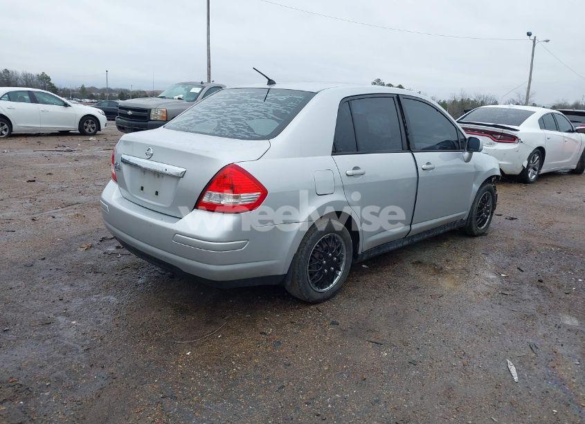 Photo 4 of 2010 Nissan Versa 1.8S (VIN 3N1BC1AP5AL404548)