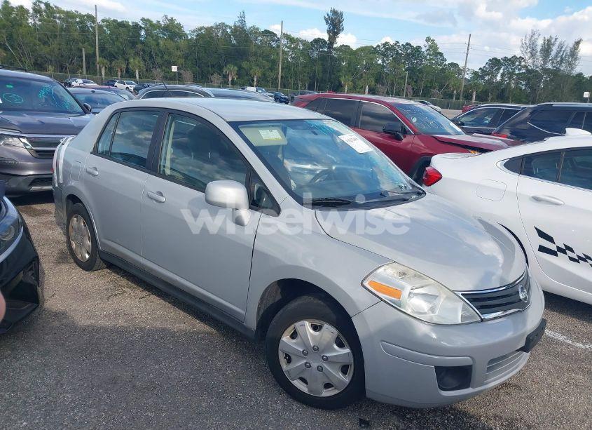 2011 Nissan Versa 1.8S (VIN 3N1BC1AP5BL380723) main photo