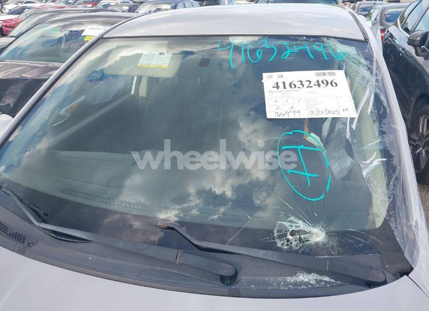 Photo 12 of 2011 Nissan Versa 1.8S (VIN 3N1BC1AP5BL380723)