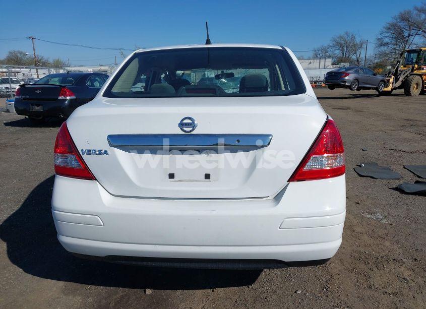 Photo 16 of 2011 Nissan Versa 1.8S (VIN 3N1BC1AP5BL390720)