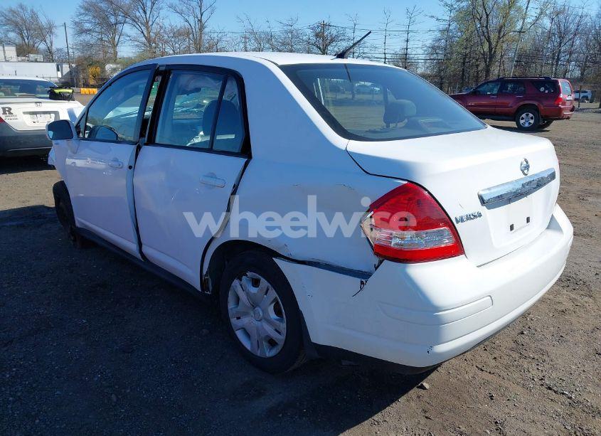 Photo 3 of 2011 Nissan Versa 1.8S (VIN 3N1BC1AP5BL390720)