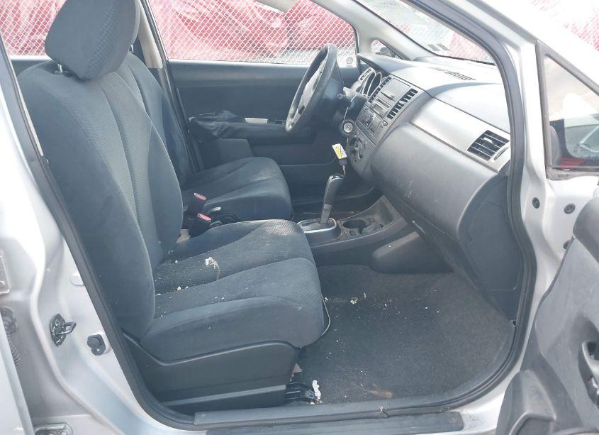 Photo 5 of 2010 Nissan Versa 1.8S (VIN 3N1BC1AP6AL363928)