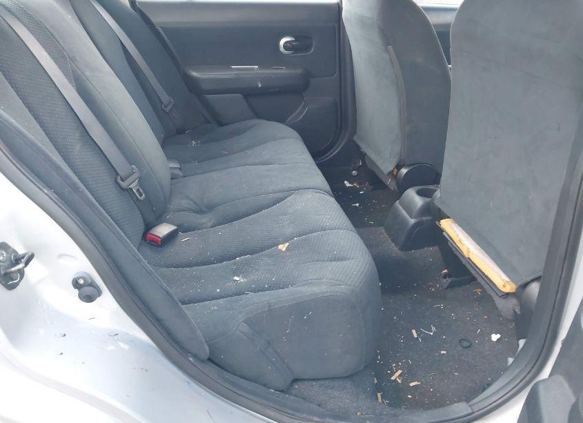 Photo 8 of 2010 Nissan Versa 1.8S (VIN 3N1BC1AP6AL363928)