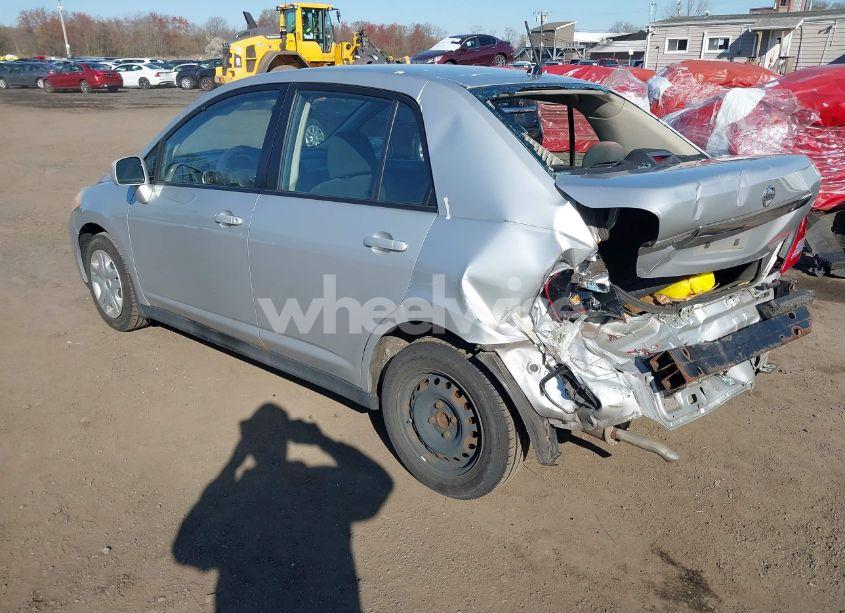 Photo 3 of 2011 Nissan Versa 1.8S (VIN 3N1BC1AP6BL433204)