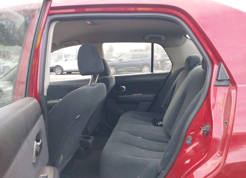 Photo 8 of 2011 Nissan Versa 1.8S (VIN 3N1BC1AP6BL470611)