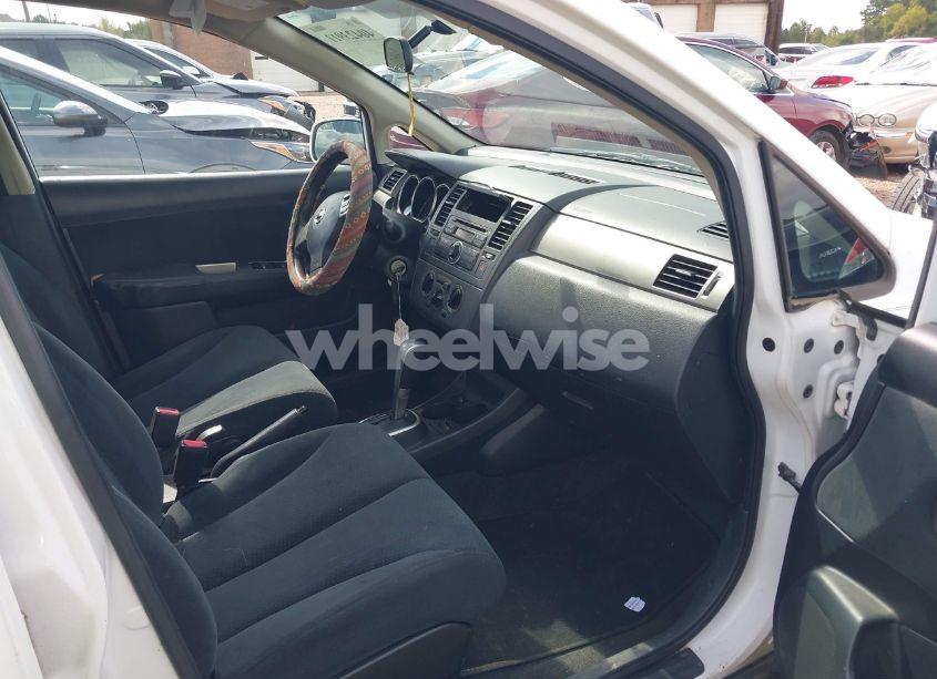 Photo 5 of 2010 Nissan Versa 1.8S (VIN 3N1BC1AP7AL362657)