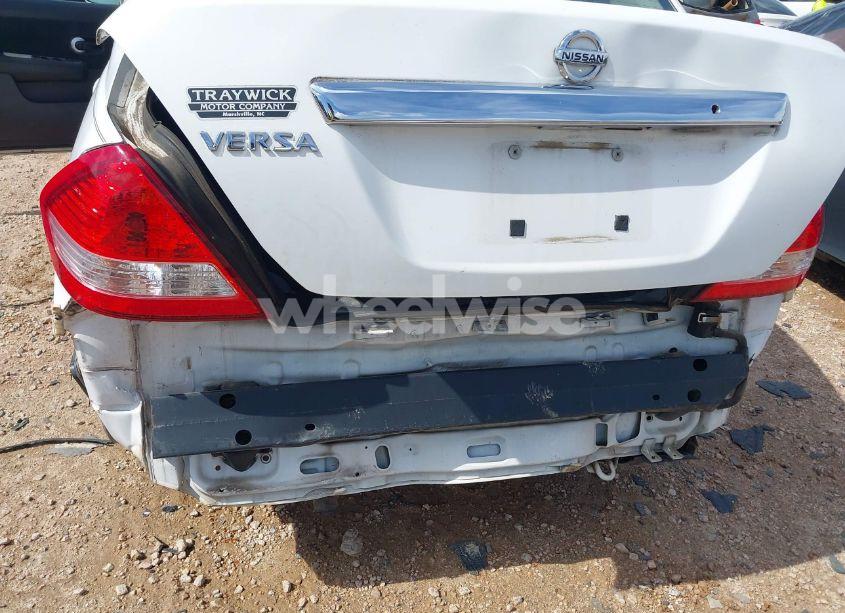 Photo 6 of 2010 Nissan Versa 1.8S (VIN 3N1BC1AP7AL362657)