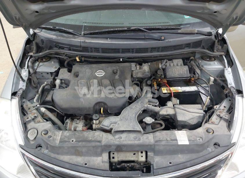 Photo 10 of 2010 Nissan Versa 1.8S (VIN 3N1BC1AP7AL397781)