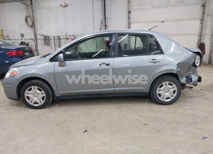 Photo 15 of 2010 Nissan Versa 1.8S (VIN 3N1BC1AP7AL397781)