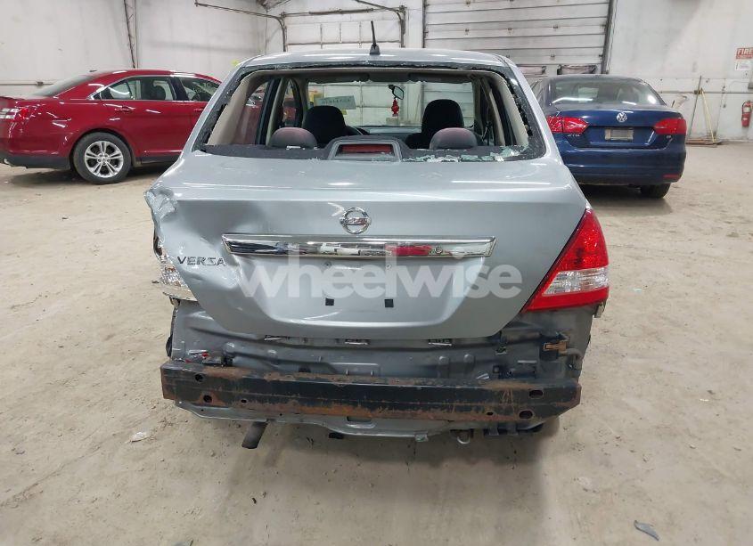 Photo 17 of 2010 Nissan Versa 1.8S (VIN 3N1BC1AP7AL397781)