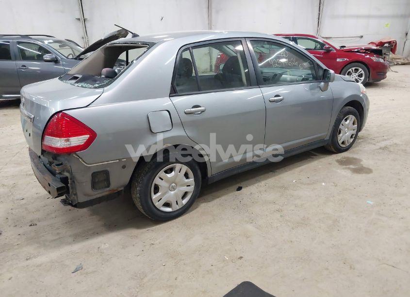 Photo 4 of 2010 Nissan Versa 1.8S (VIN 3N1BC1AP7AL397781)