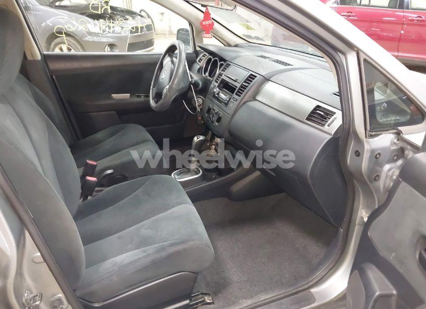 Photo 5 of 2010 Nissan Versa 1.8S (VIN 3N1BC1AP7AL397781)