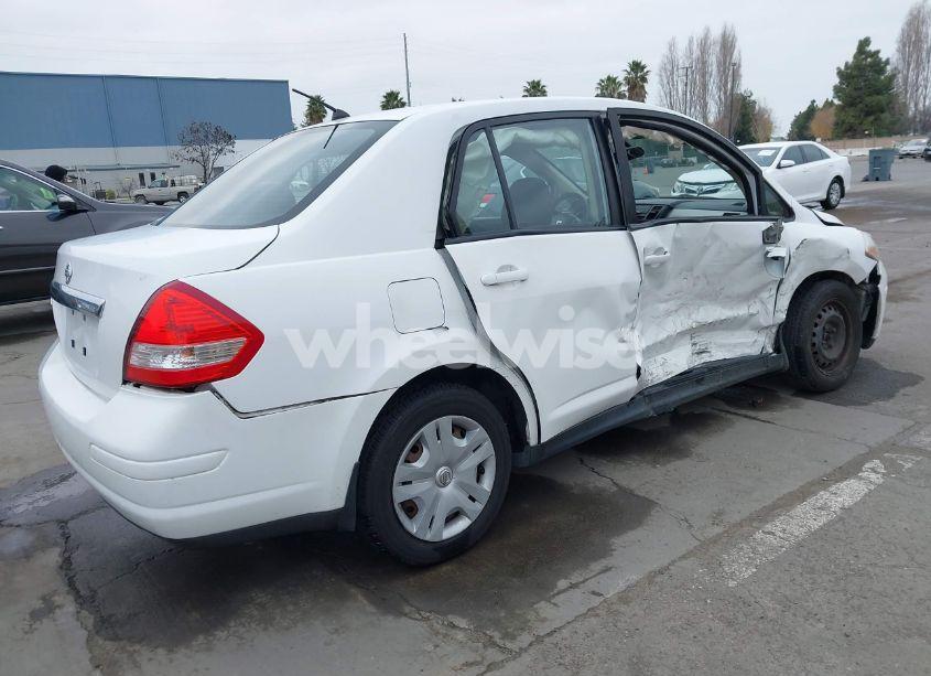 Photo 4 of 2010 Nissan Versa 1.8S (VIN 3N1BC1AP7AL420525)