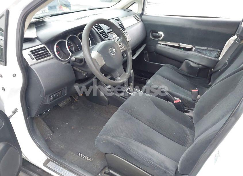 Photo 5 of 2010 Nissan Versa 1.8S (VIN 3N1BC1AP7AL420525)