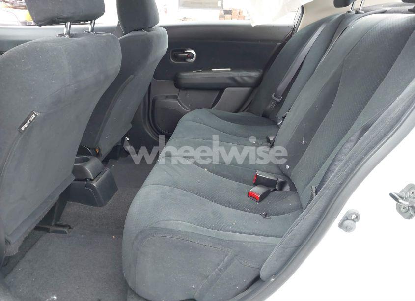 Photo 8 of 2010 Nissan Versa 1.8S (VIN 3N1BC1AP7AL420525)