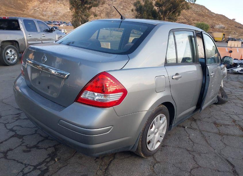 Photo 4 of 2011 Nissan Versa 1.8S (VIN 3N1BC1AP7BL412426)