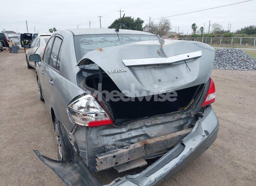 Photo 3 of 2011 Nissan Versa 1.8S (VIN 3N1BC1AP7BL432028)