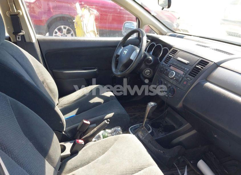 Photo 5 of 2011 Nissan Versa 1.8S (VIN 3N1BC1AP8BL377282)