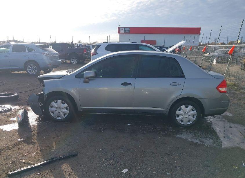 Photo 14 of 2010 Nissan Versa 1.8S (VIN 3N1BC1AP9AL392193)