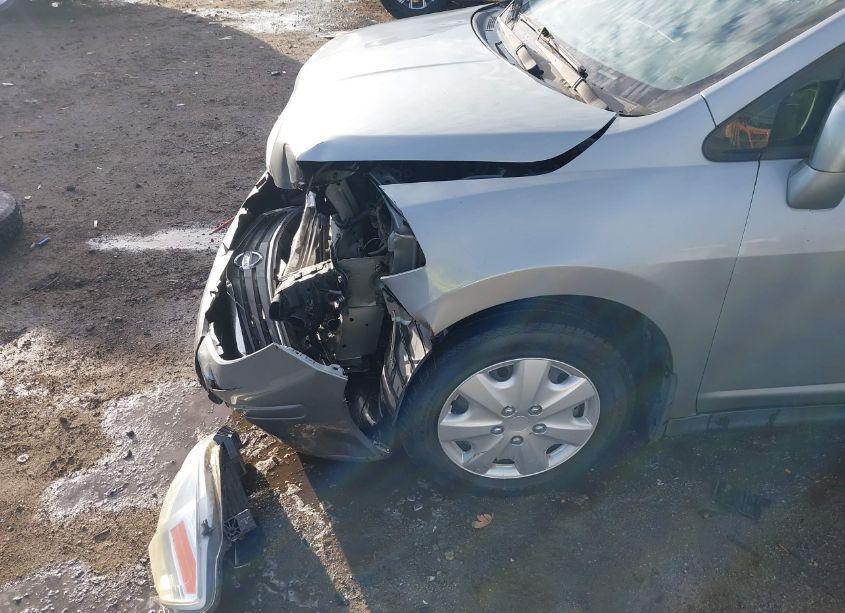 Photo 19 of 2010 Nissan Versa 1.8S (VIN 3N1BC1AP9AL392193)