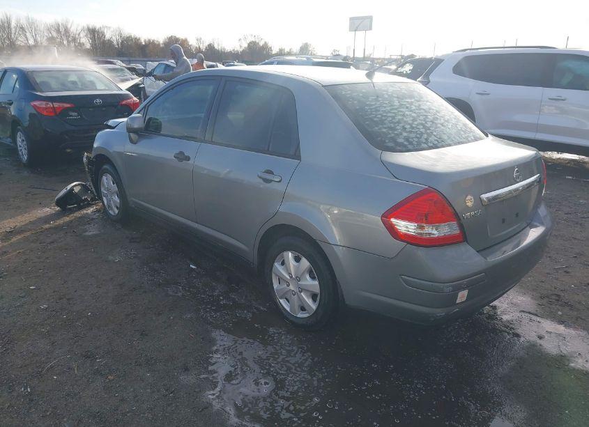 Photo 3 of 2010 Nissan Versa 1.8S (VIN 3N1BC1AP9AL392193)