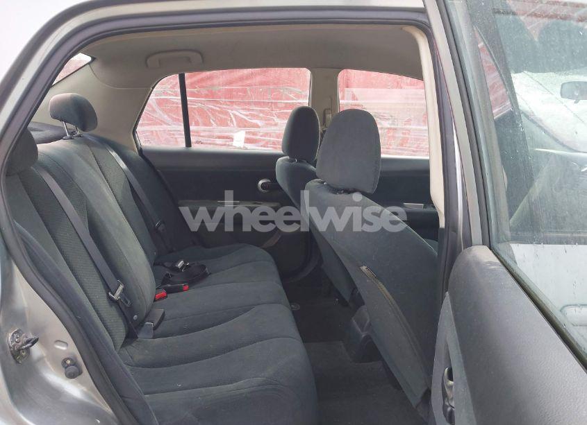 Photo 8 of 2011 Nissan Versa 1.8S (VIN 3N1BC1AP9BL444391)