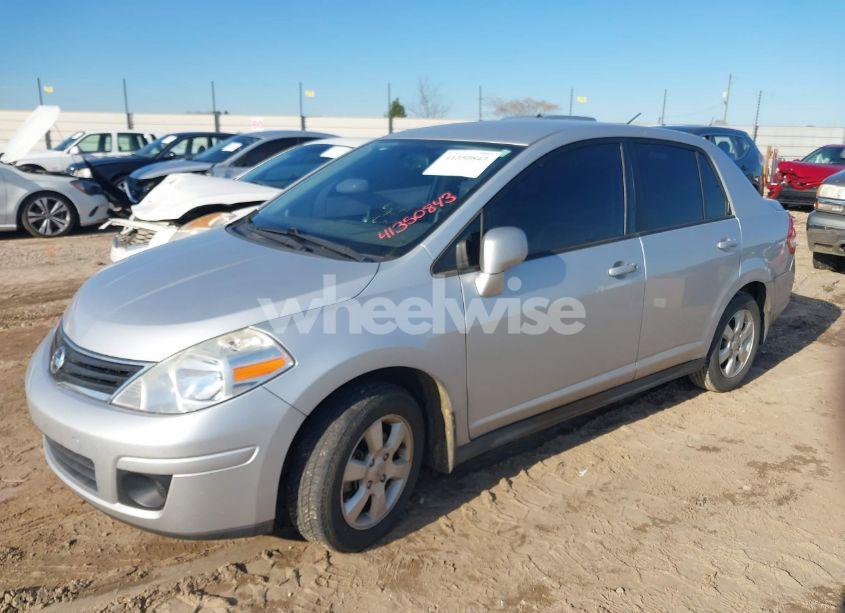 Photo 2 of 2010 Nissan Versa 1.8SL (VIN 3N1BC1APXAL368694)