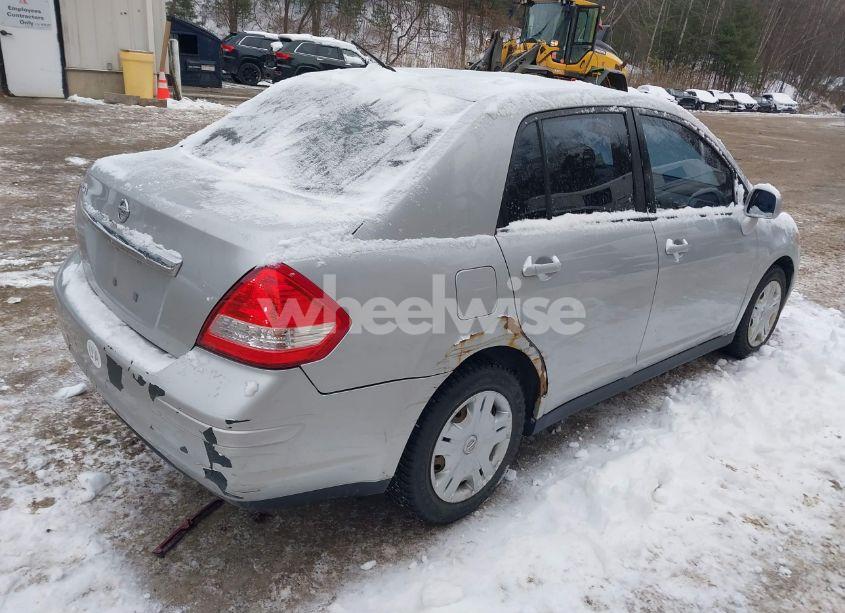 Photo 4 of 2010 Nissan Versa 1.8 S (VIN 3N1BC1APXAL392137)