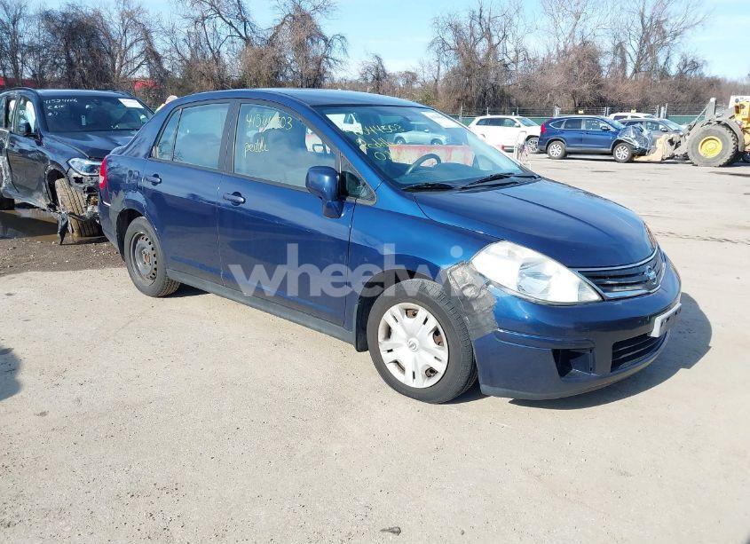 2011 Nissan Versa 1.8S (VIN 3N1BC1APXBL395928) main photo
