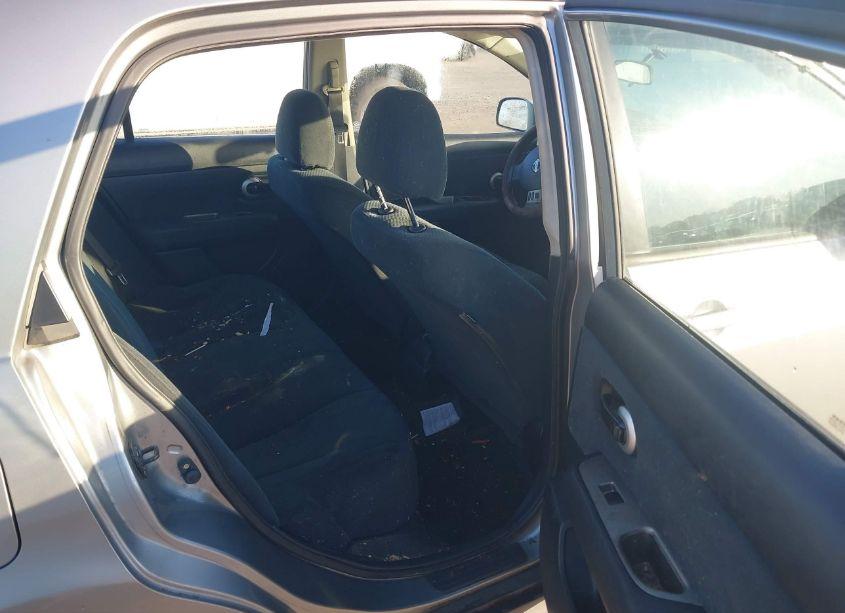 Photo 8 of 2011 Nissan Versa 1.8S (VIN 3N1BC1APXBL400142)