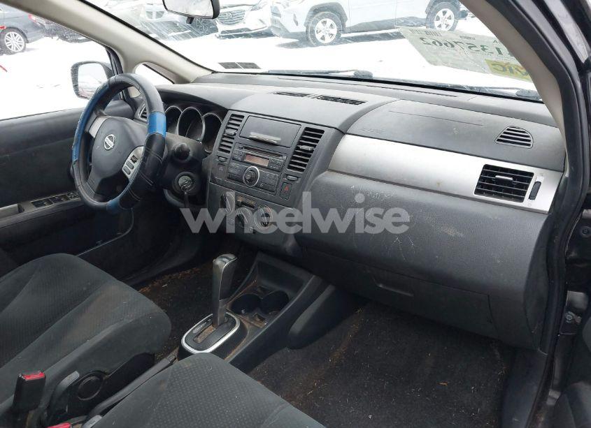 Photo 5 of 2010 Nissan Versa 1.8S (VIN 3N1BC1CP0AL383797)