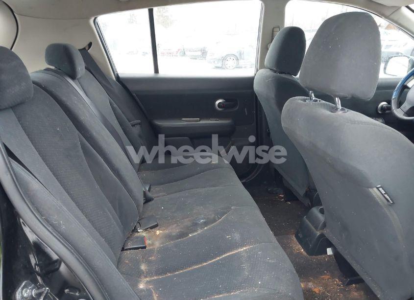 Photo 8 of 2010 Nissan Versa 1.8S (VIN 3N1BC1CP0AL383797)