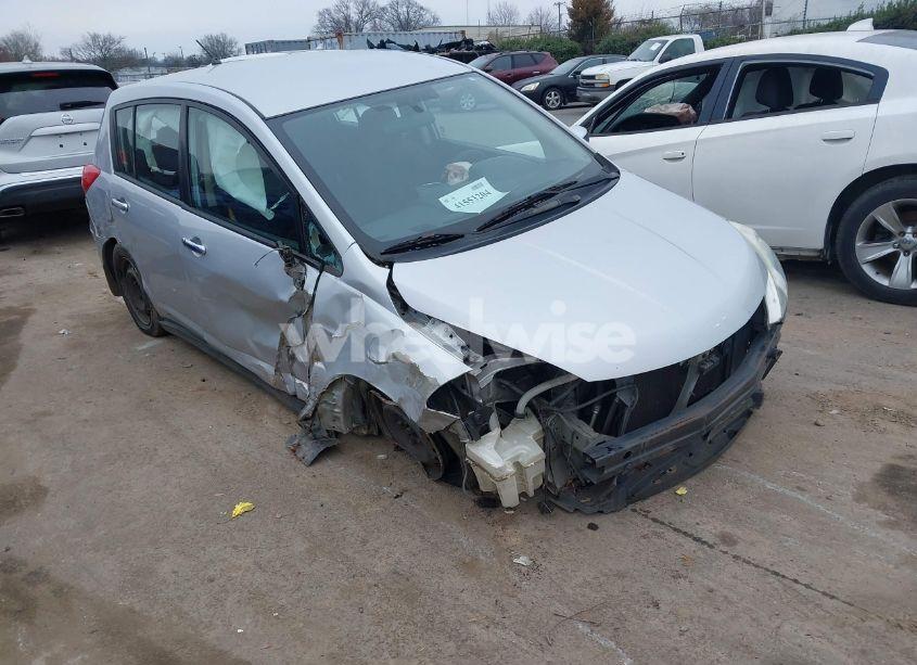 2010 Nissan Versa 1.8S (VIN 3N1BC1CP0AL393424) main photo