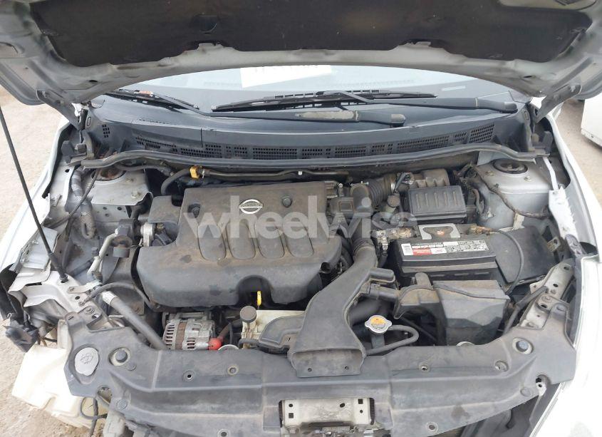 Photo 10 of 2010 Nissan Versa 1.8S (VIN 3N1BC1CP0AL393424)