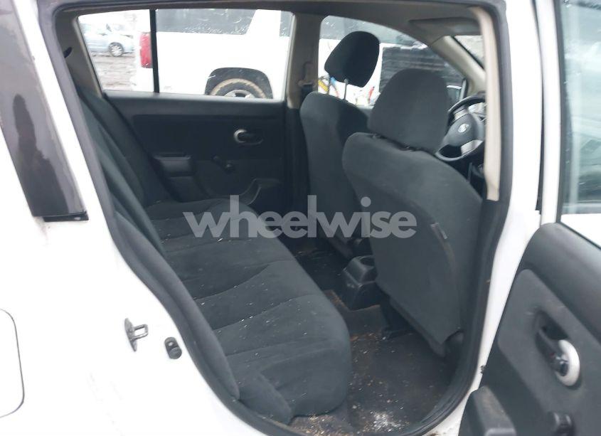 Photo 8 of 2010 Nissan Versa 1.8S (VIN 3N1BC1CP0AL456876)