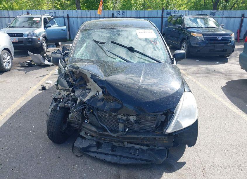 Photo 12 of 2011 Nissan Versa 1.8S (VIN 3N1BC1CP0BL358710)