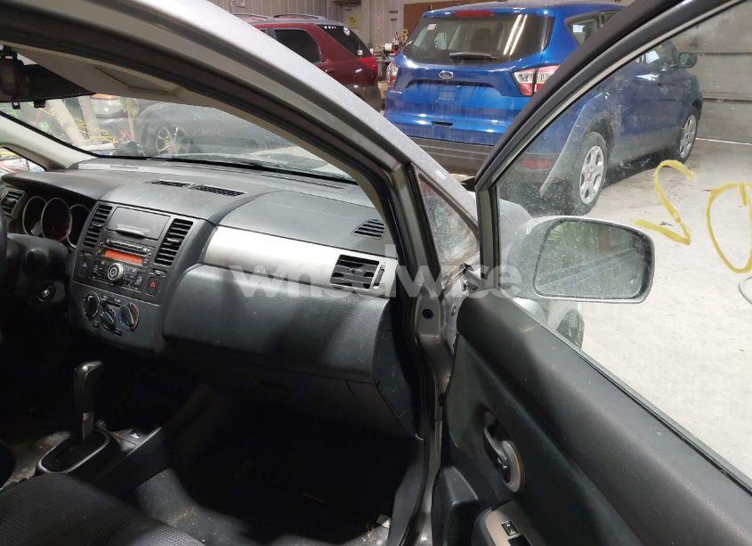 Photo 5 of 2011 Nissan Versa 1.8SL (VIN 3N1BC1CP0BL403242)