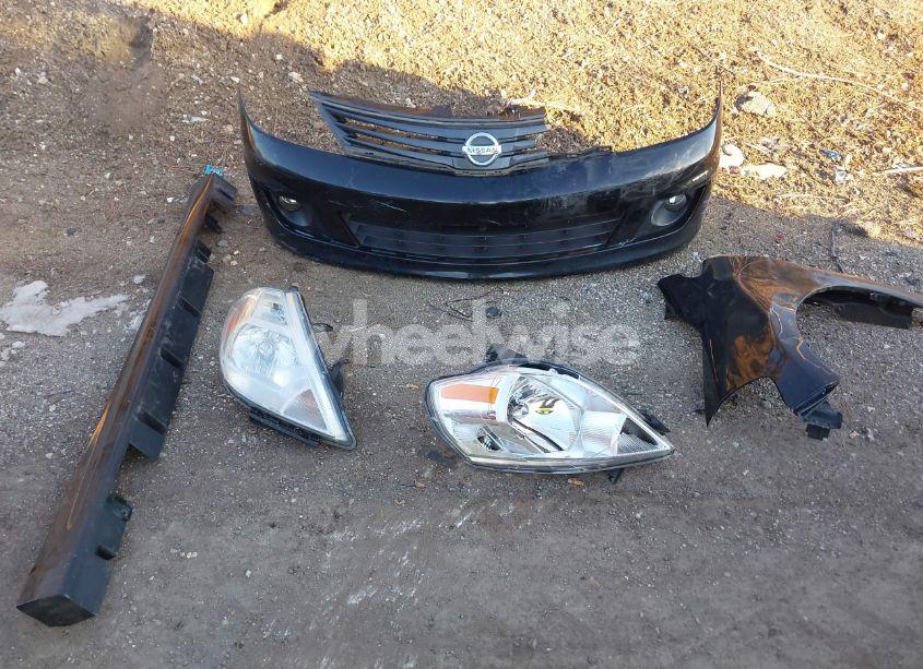 Photo 12 of 2011 Nissan Versa 1.8SL (VIN 3N1BC1CP0BL403757)