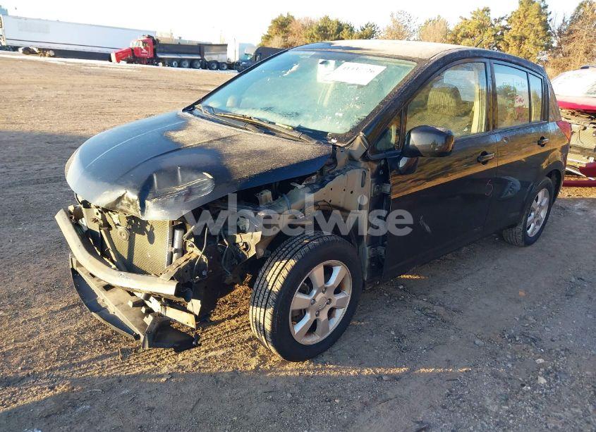 Photo 2 of 2011 Nissan Versa 1.8SL (VIN 3N1BC1CP0BL403757)