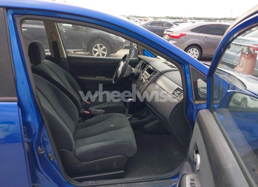 Photo 5 of 2011 Nissan Versa 1.8S (VIN 3N1BC1CP0BL447225)